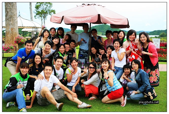 銀湖葡萄園與賀寶芙伙伴。Pattaya